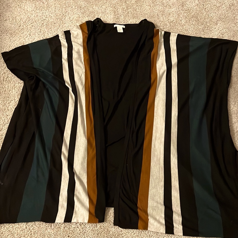 H&M Short Sleeve, open front women’s cardigan, size xs/small